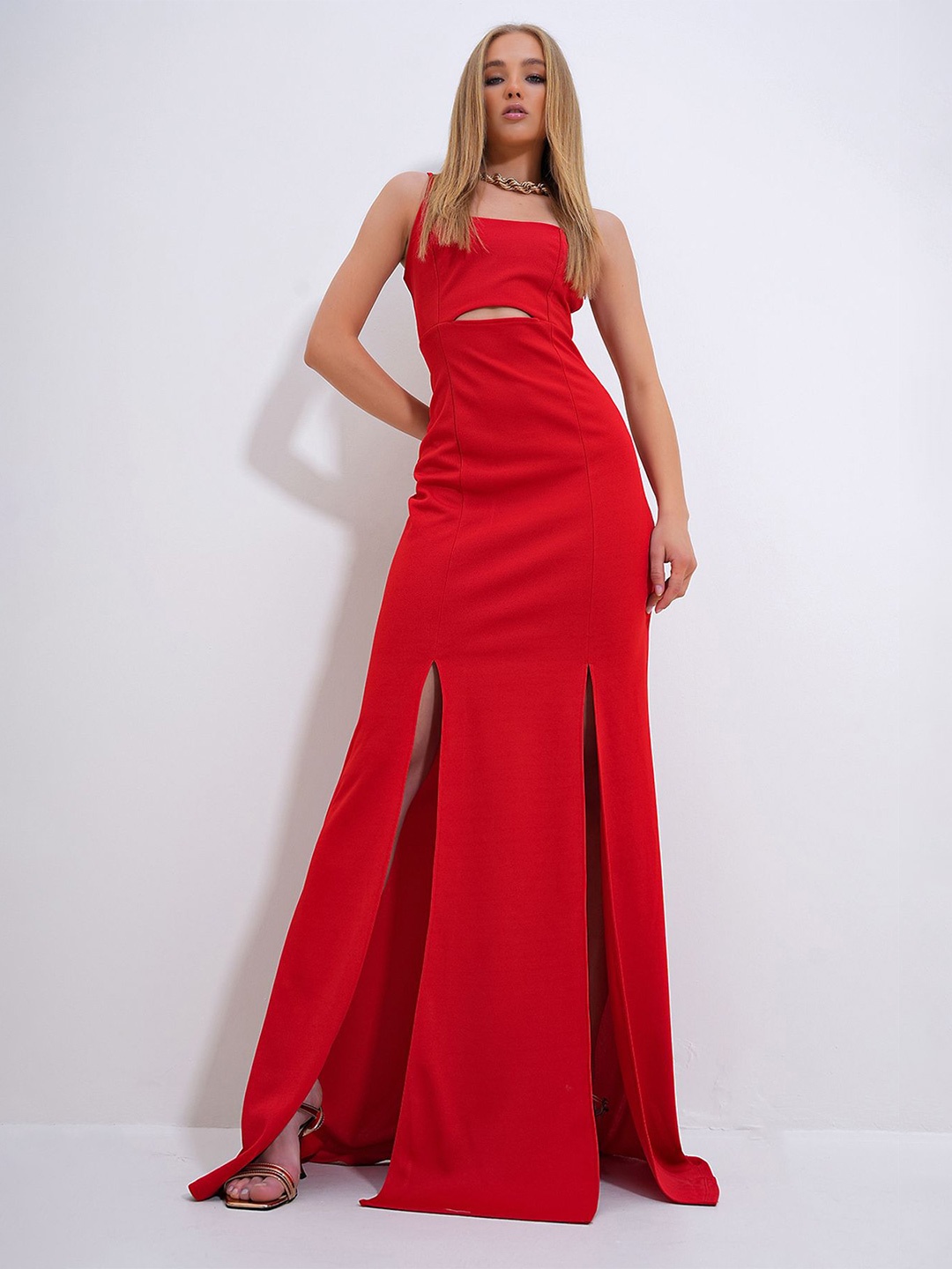 

Trend Alacati stili Cut-Out Detail Maxi Dress, Red