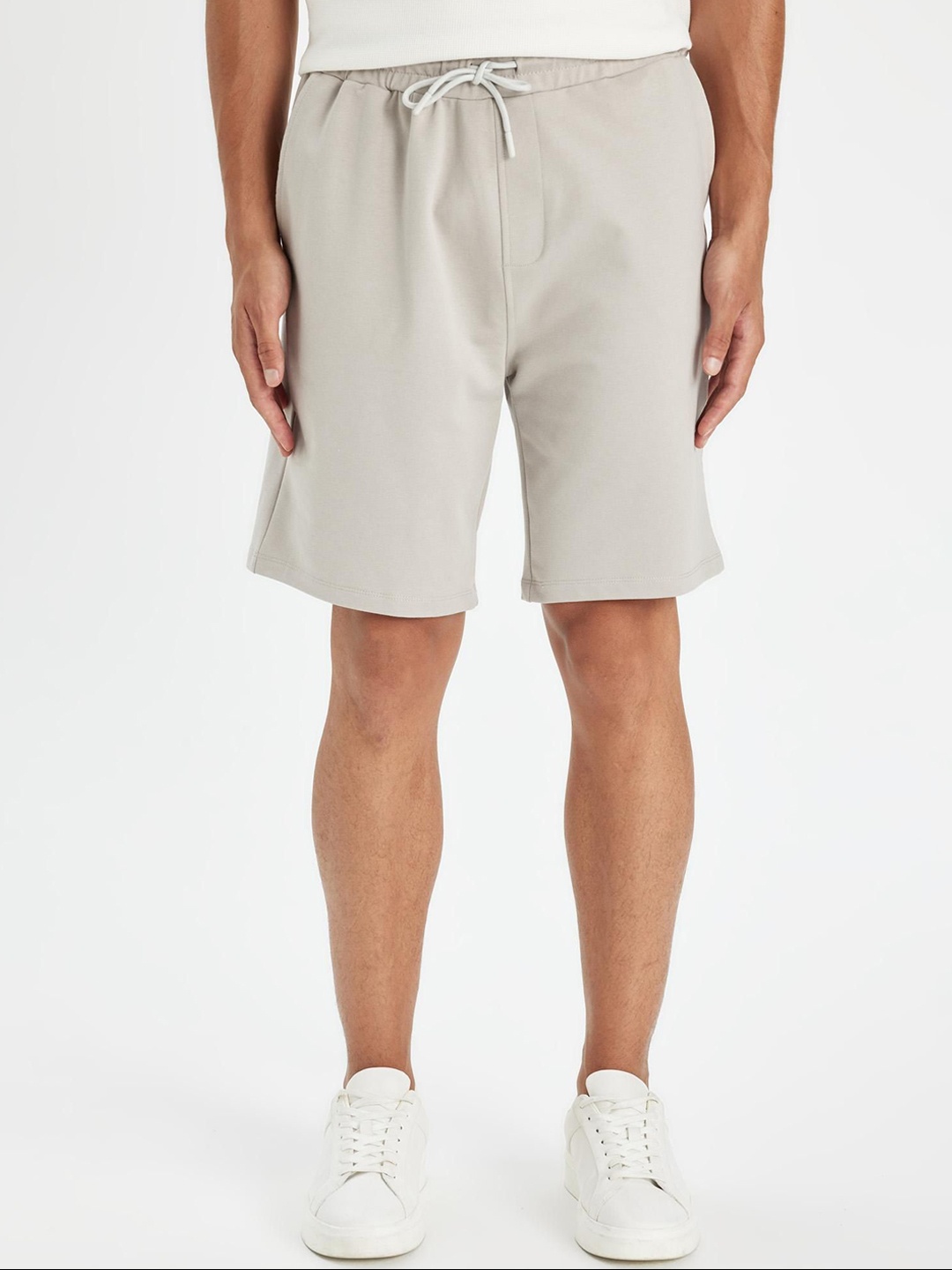 

DeFacto Solid Men Shorts, Beige