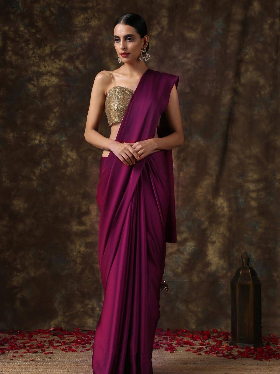 

Swtantra Solid Satin Saree, Burgundy