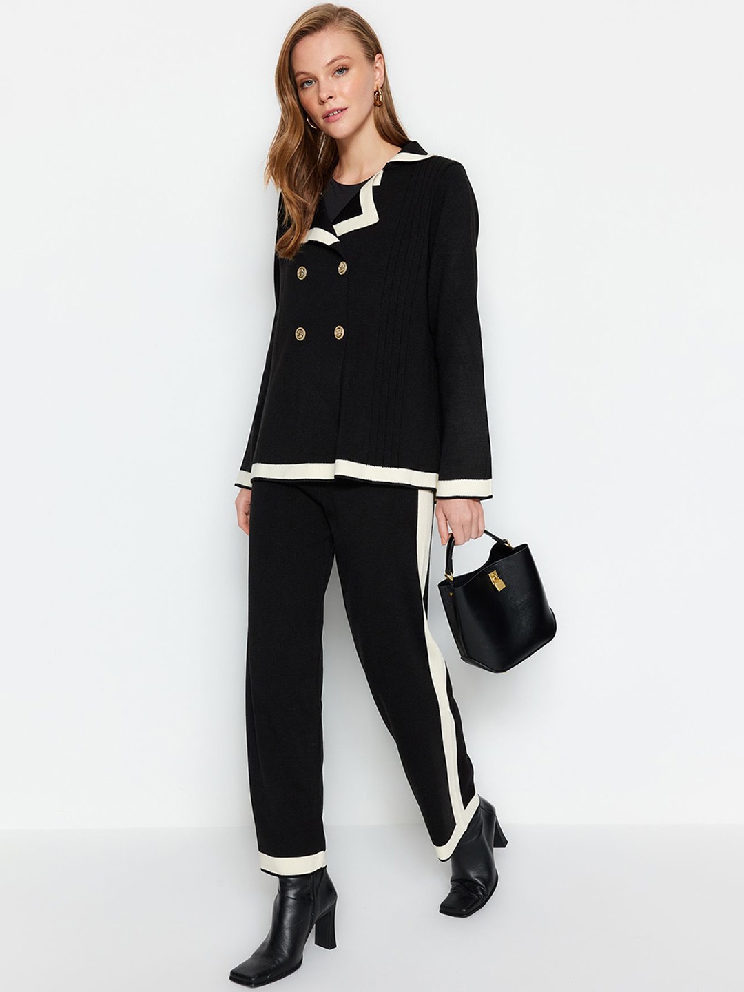 

Trendyol Acrylic Top With Trousers, Black