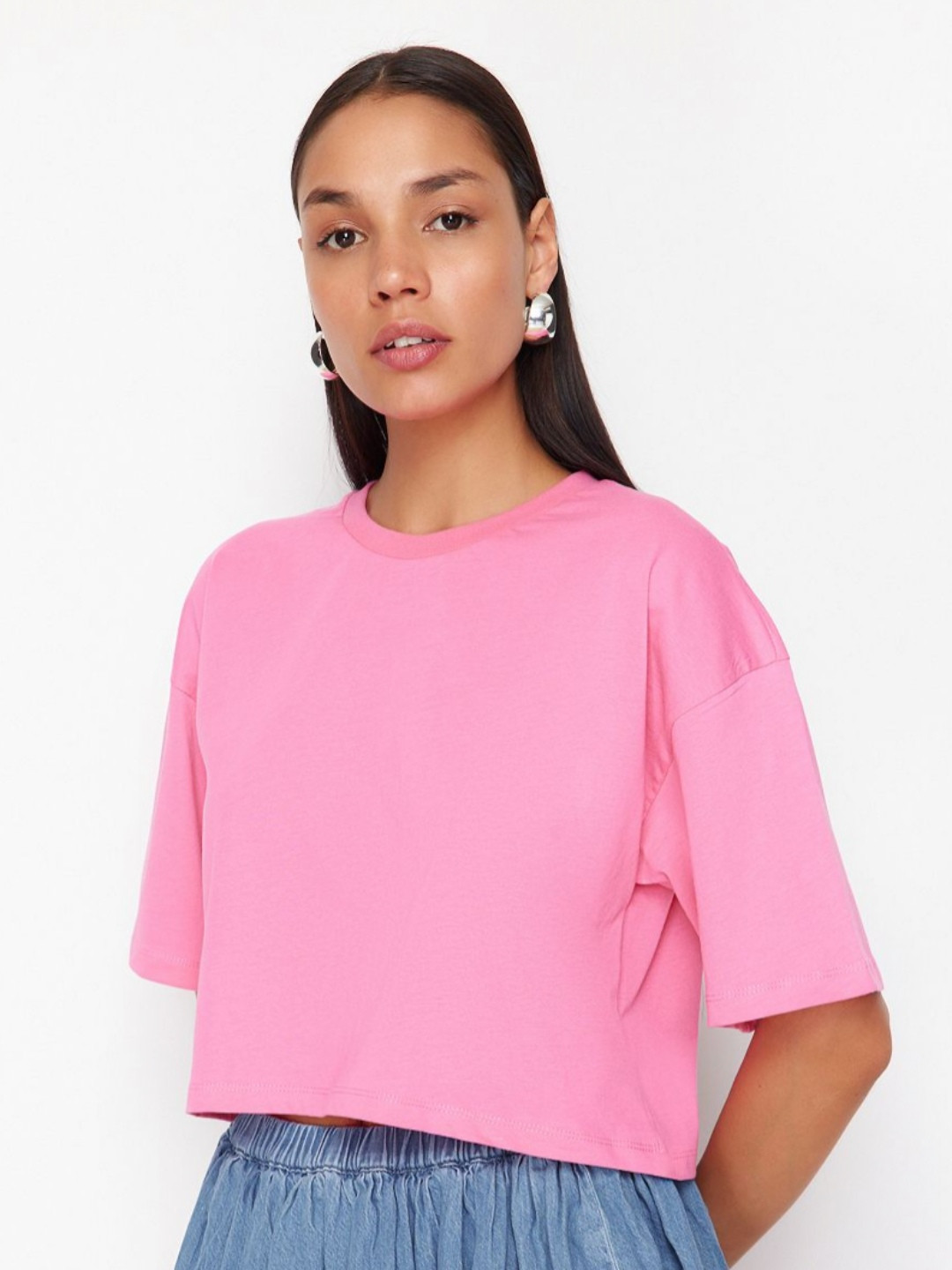 

Trendyol Women V-Neck Pockets T-shirt, Na
