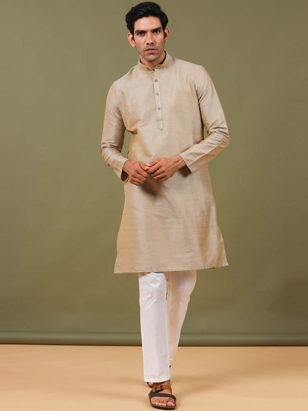 

Tistabene Band Collar Silk Kurta, Grey