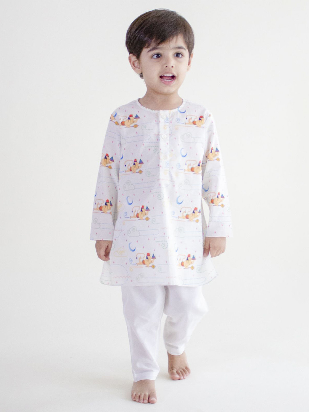 

Tiber Taber Boys Hanuman Blessing Printed Straight Pure Cotton Kurta With Pyjama, White