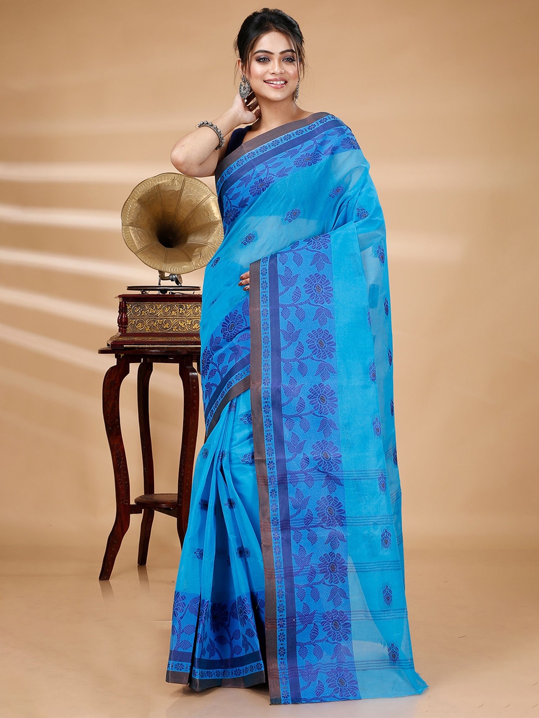 

PuJoy Woven Design Zari Pure Cotton Taant Saree, Blue