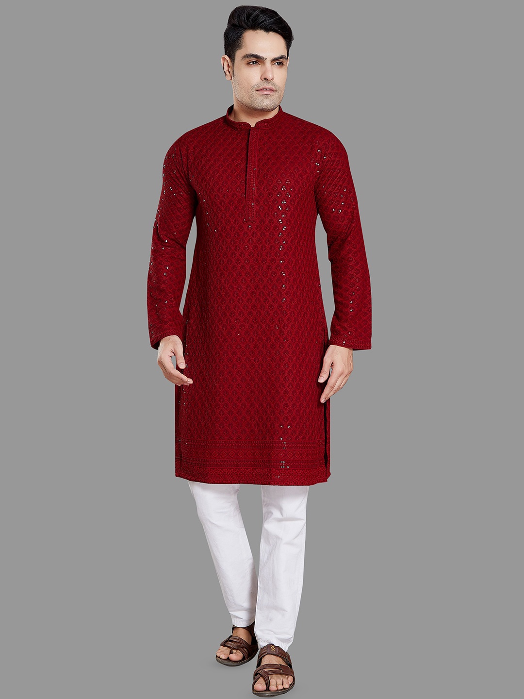 

DIVISIVE Floral Embroidered Sequinned Mandarin Collar Kurta With Trousers, Red
