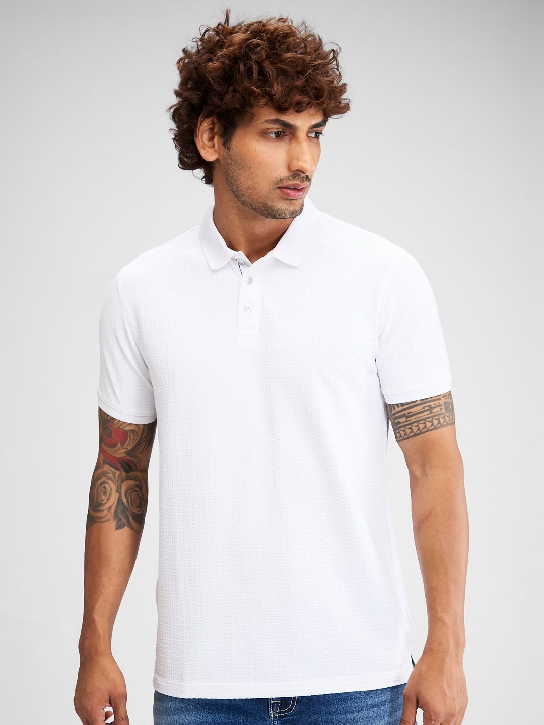 

SPYKAR Men Polo Collar Applique Slim Fit T-shirt, White