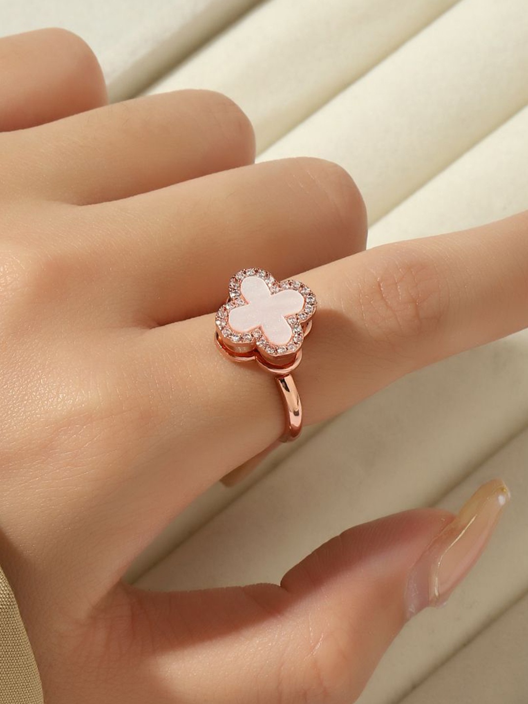 

SALTY 14KT Gold Plating Stone Studded Finger Ring