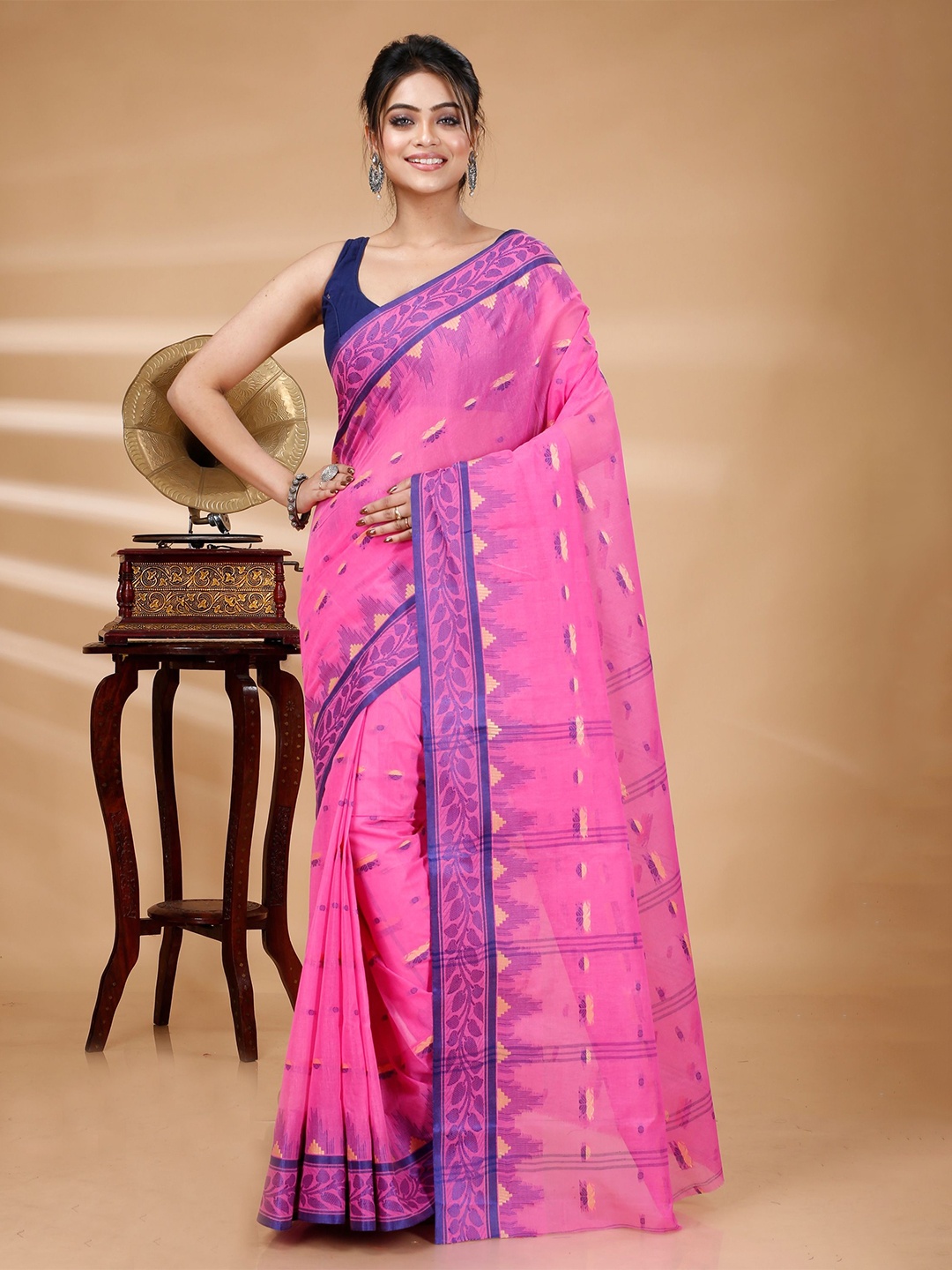 

PuJoy Woven Design Pure Cotton Taant Saree, Pink