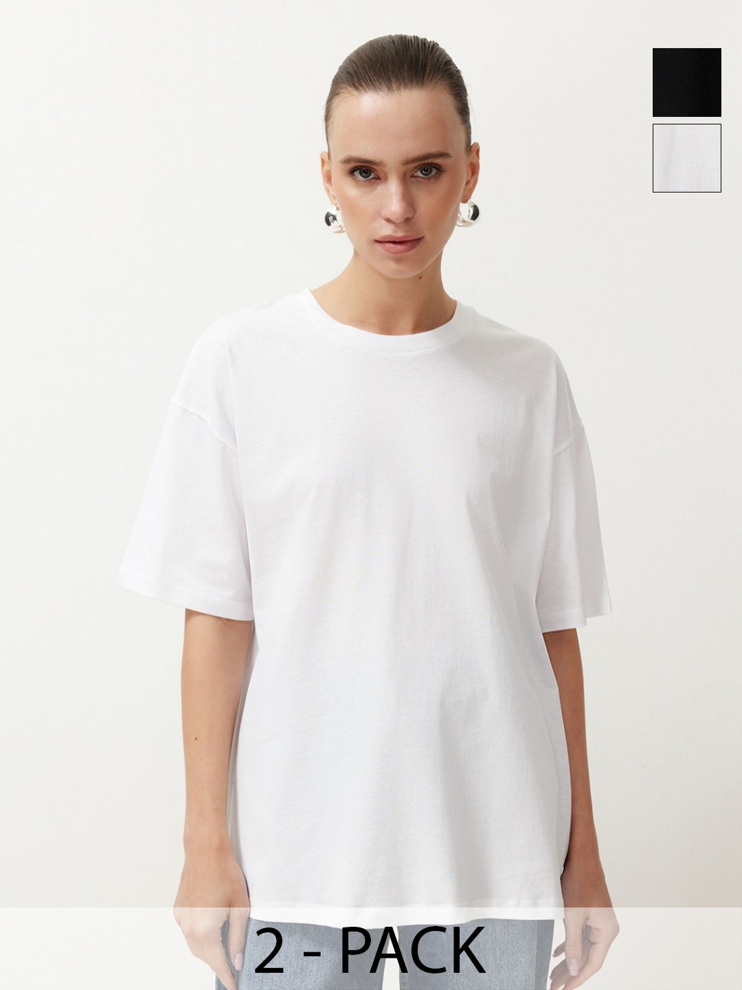 

Trendyol Women Pockets T-shirt, Na