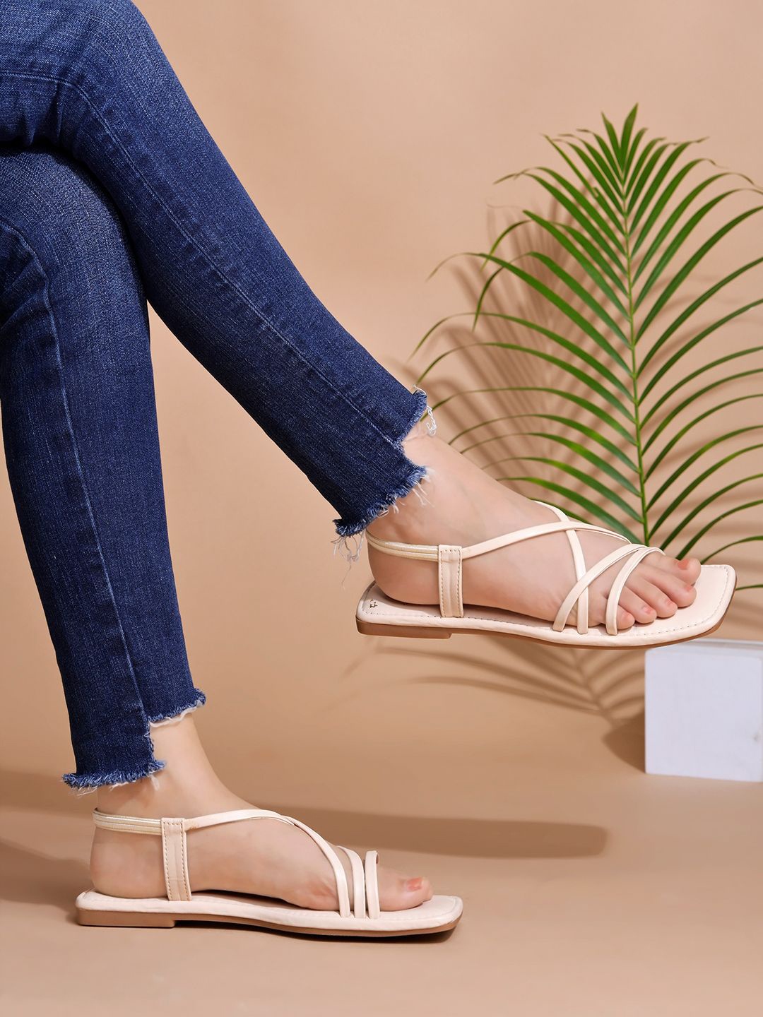 

Shoetopia Women Open Toe Flats, Cream