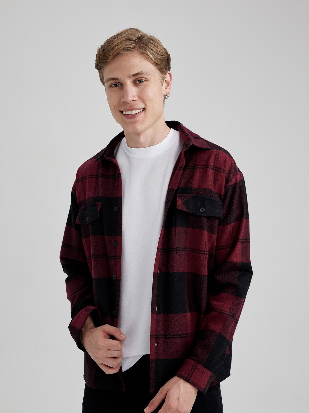

DeFacto Men Buffalo Checks Opaque Checked Casual Shirt, Na