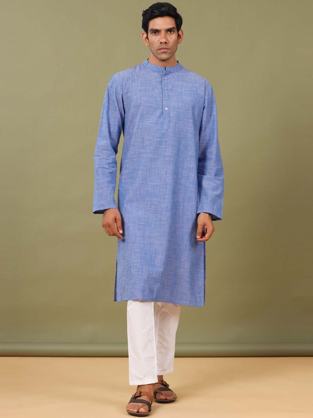 

Tistabene Mandarin Collar Straight Kurta, Blue