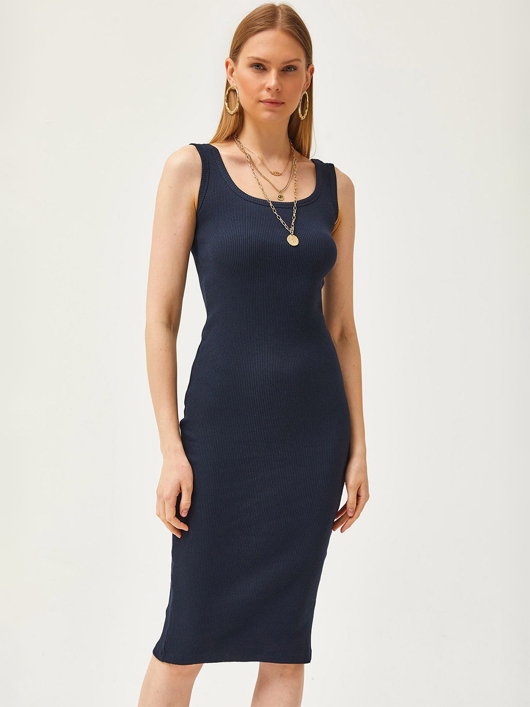 

Olalook Round Neck Bodycon Dress, Navy blue