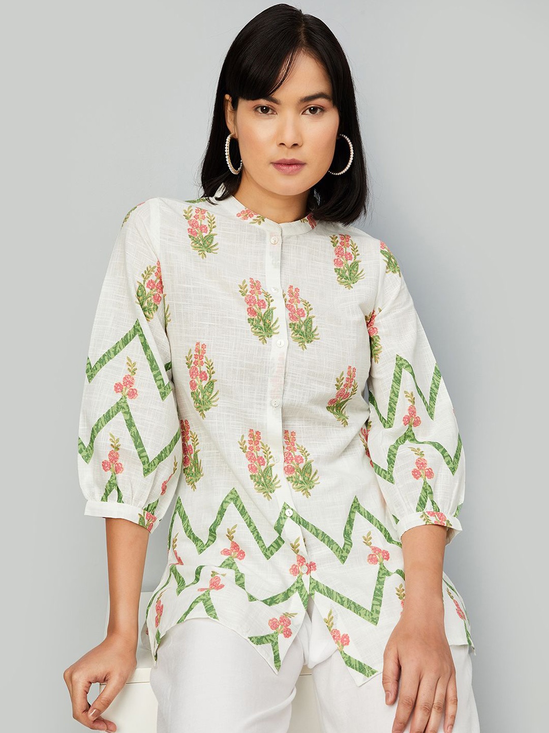 

max Floral Printed Puff Sleeves Pure Cotton Straight Kurti, Off white