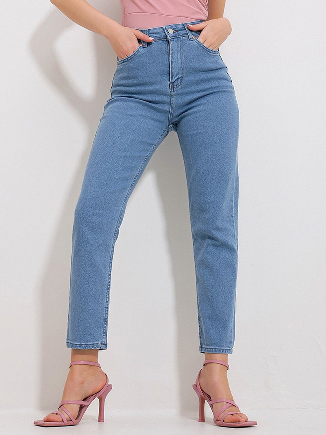 

Trend Alacati stili Women Mid-Rise Regular Fit Jeans, Na