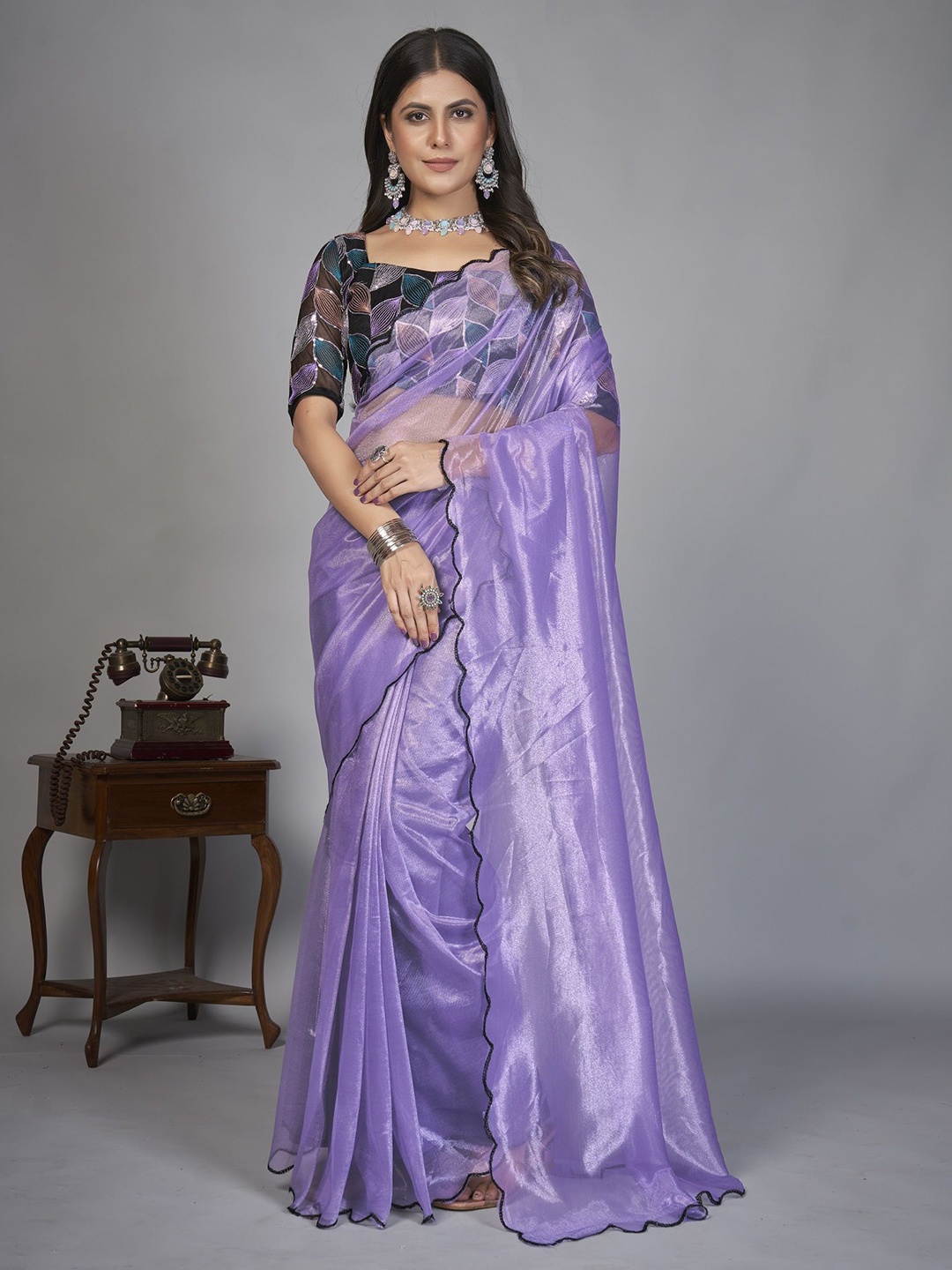 

Aika Embroidered solid Saree with blouse piece, Lavender