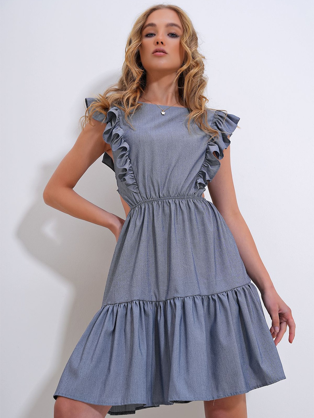 

Trend Alacati stili Cut-Out Detail Tiered Fit & Flare Dress, Grey