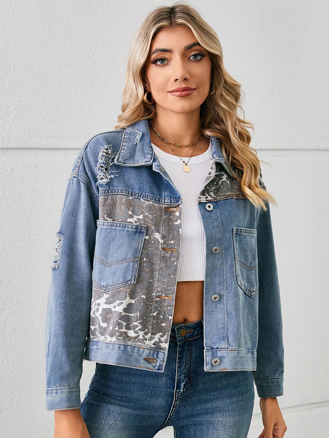 

StyleCast Women Denim Jacket with Embroidered, Blue
