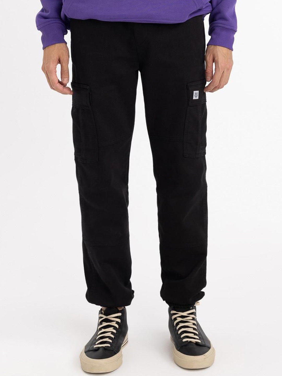 

DeFacto Men Mid-Rise Cargos, Black