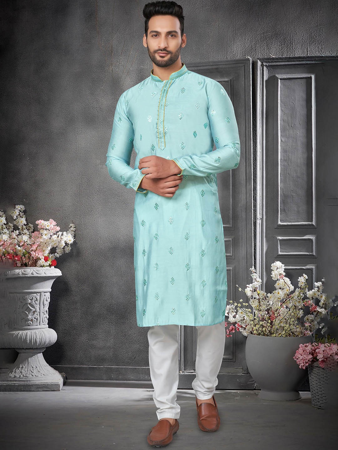 

BERISTON Floral Embroidered Sequinned Chanderi Silk Straight Kurta with Pyjamas, Blue