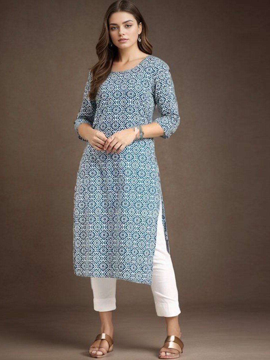 

CHIRAAI Women Ethnic Motifs Floral Kurta, Blue