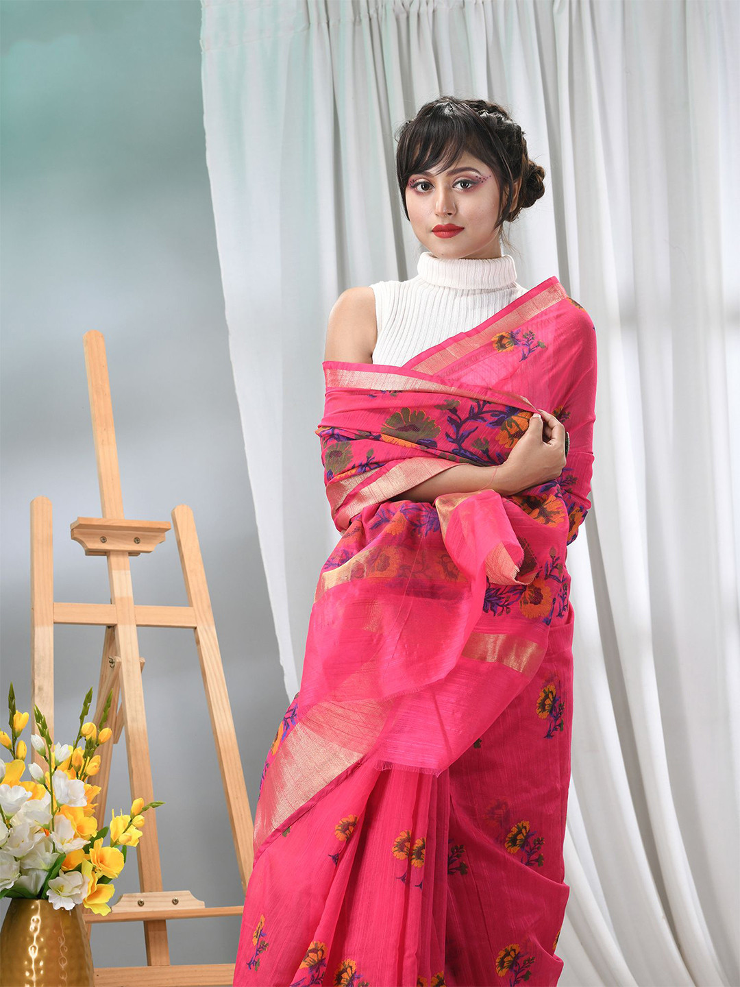 

TANTLOOM Floral Silk Cotton Saree, Pink