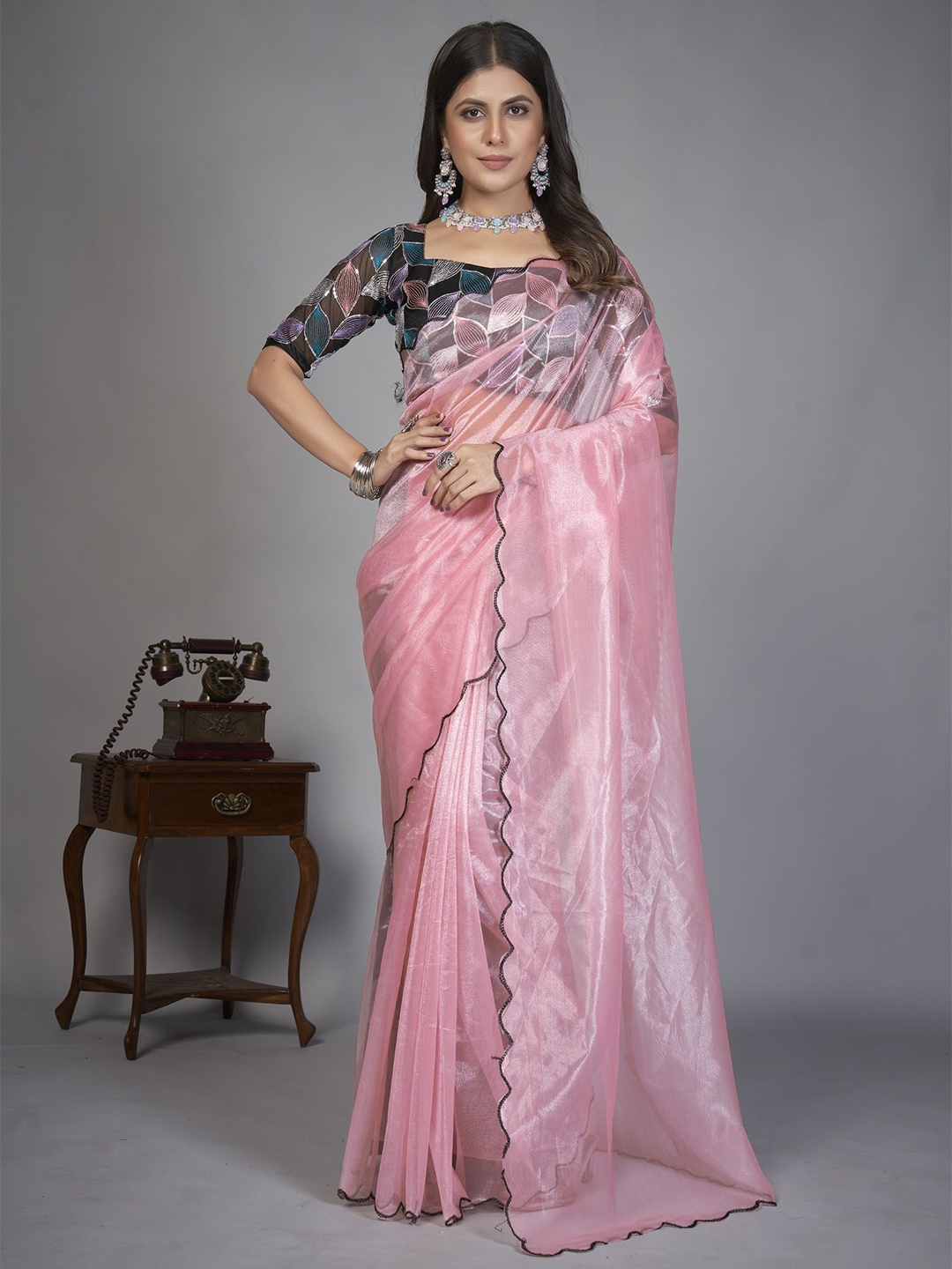 

Aika Zari Organza Saree, Pink