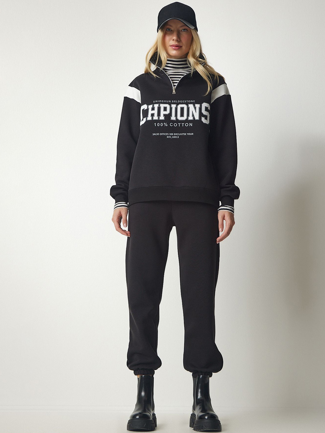 

Happiness istanbul Printed Pure Cotton Tracksuits, Black