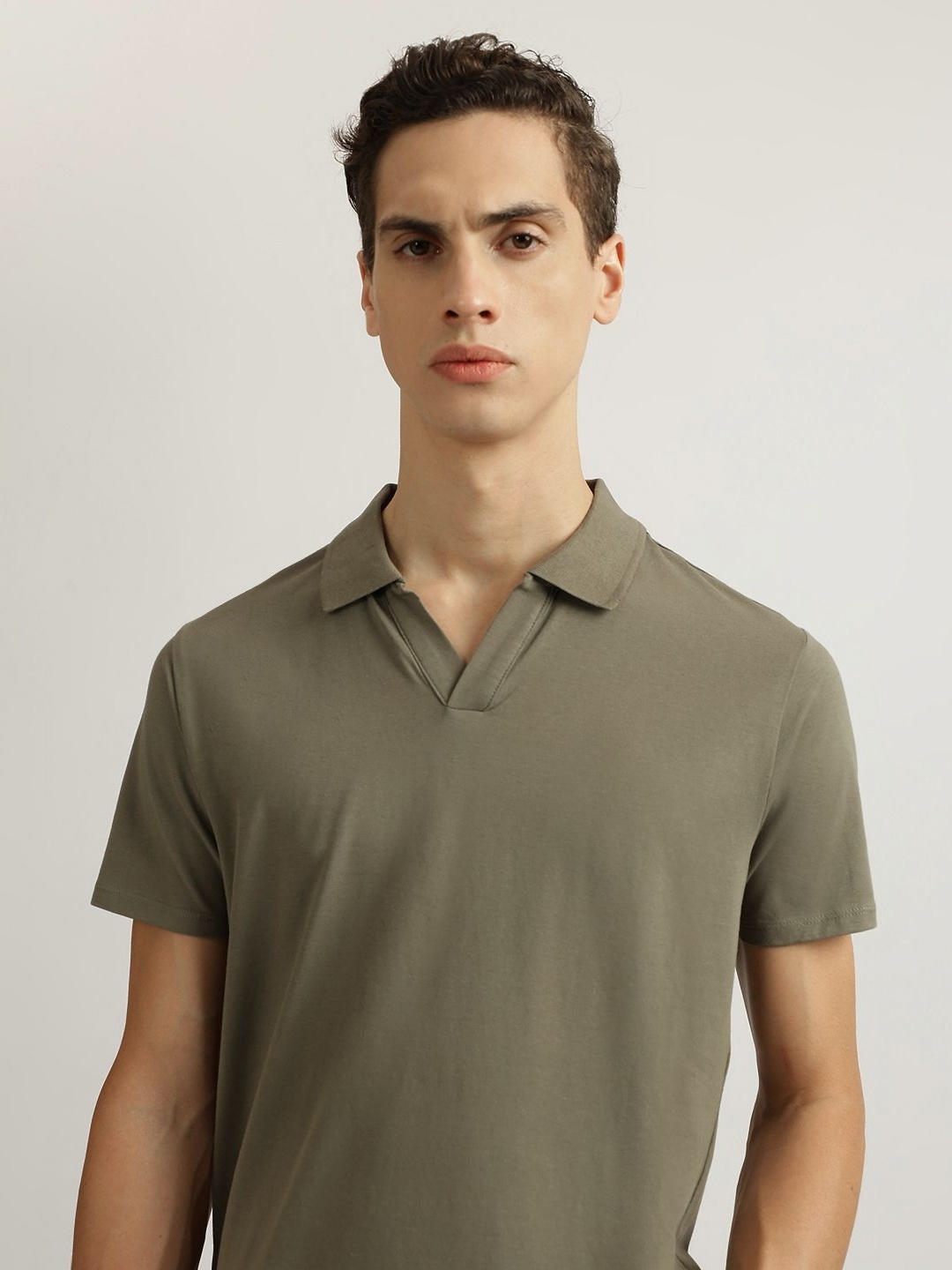 

LINDBERGH Men Polo Collar Pockets T-shirt, Olive