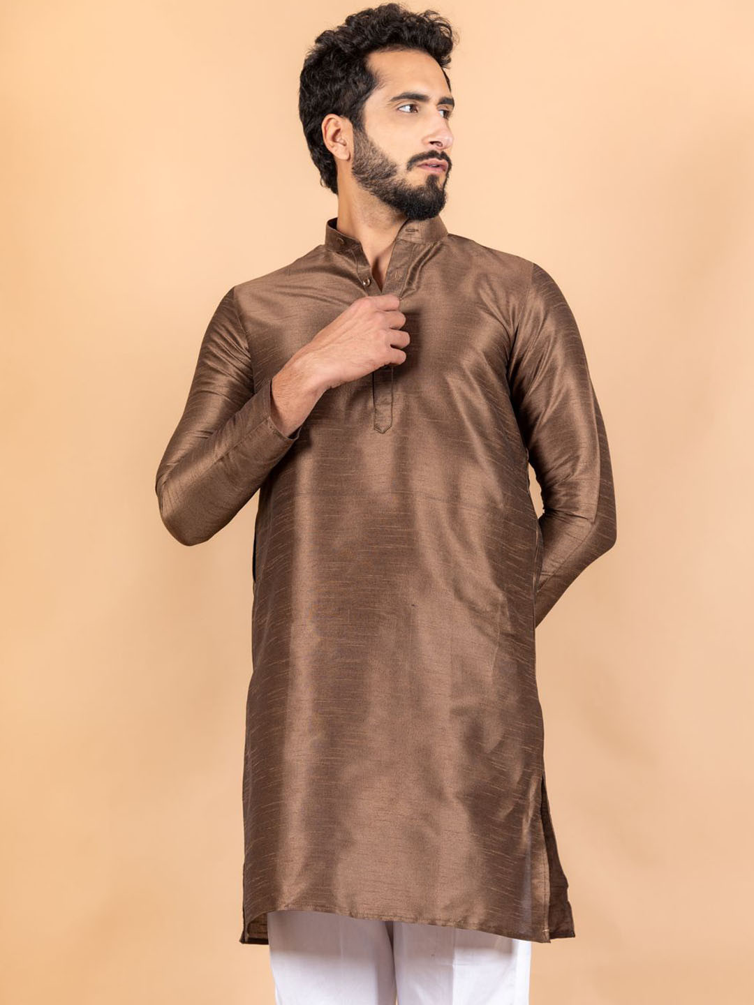 

Tistabene Mandarin Collar Long Sleeves Straight Kurta, Brown