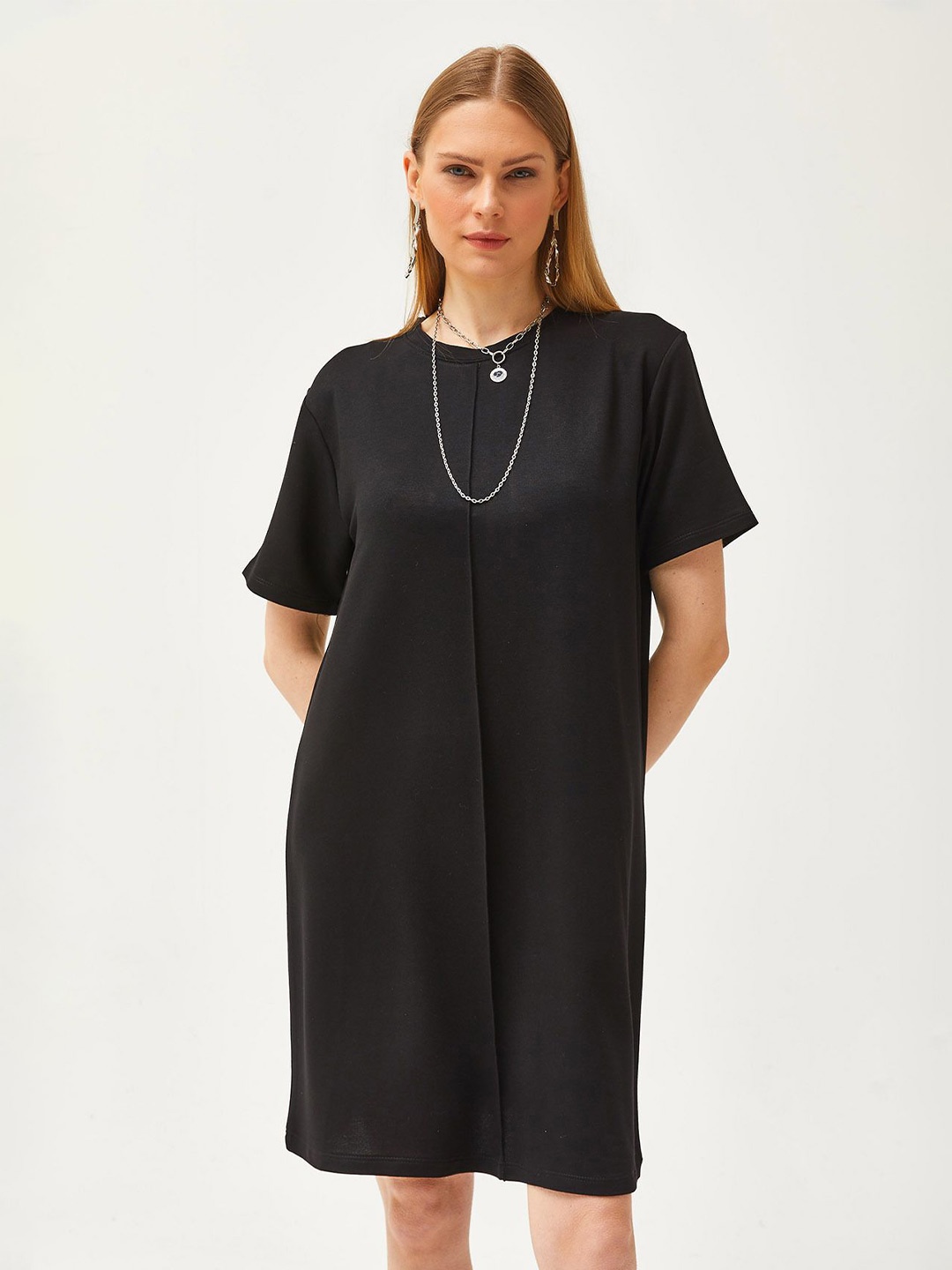 

Olalook Solid T-shirt Dress, Black