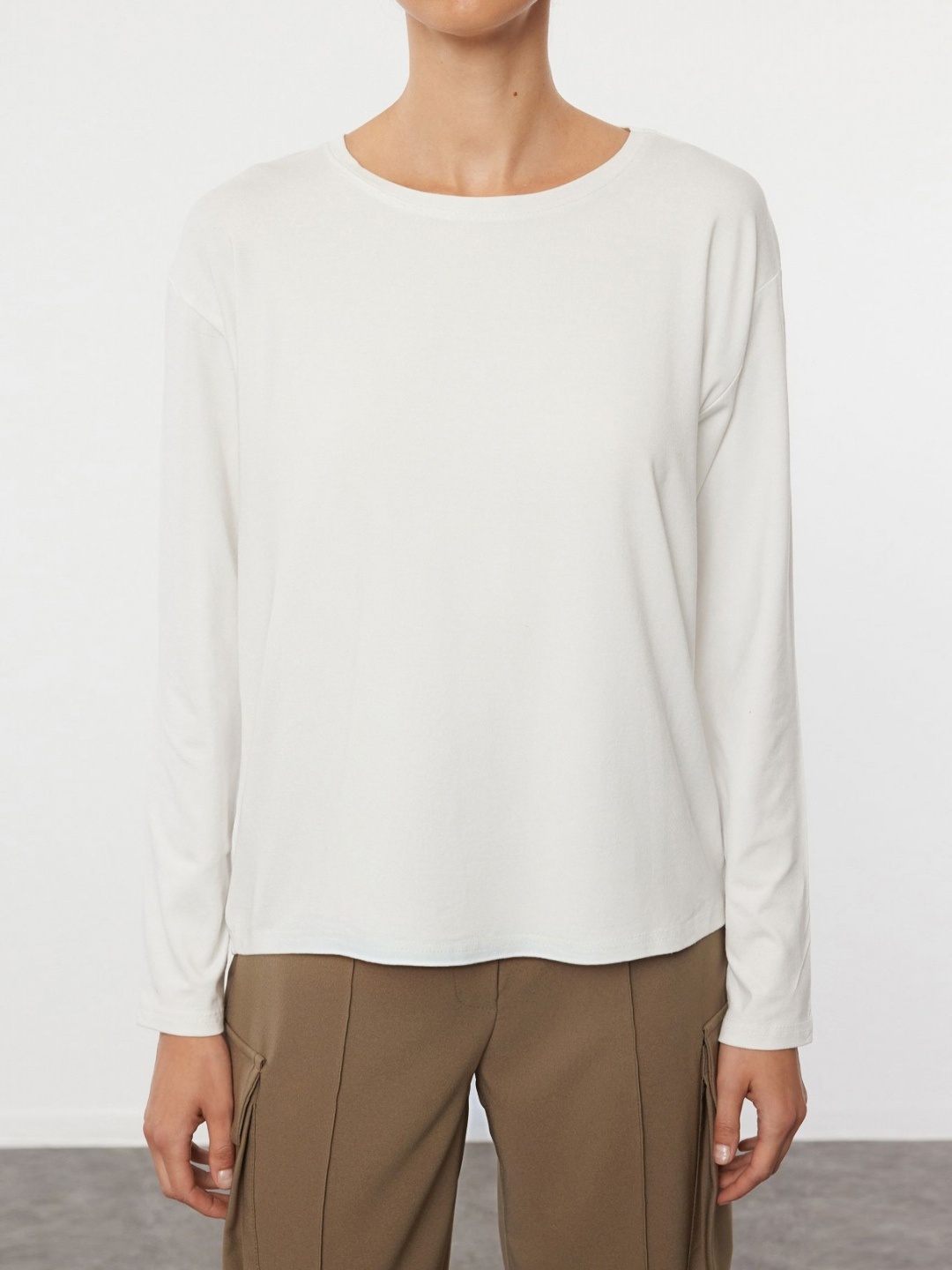 

Trendyol Women Pockets T-shirt, Na