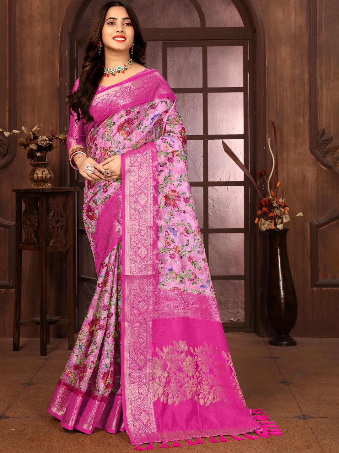 

ALAGINI Woven Design Zari Silk Blend Banarasi Saree, Pink