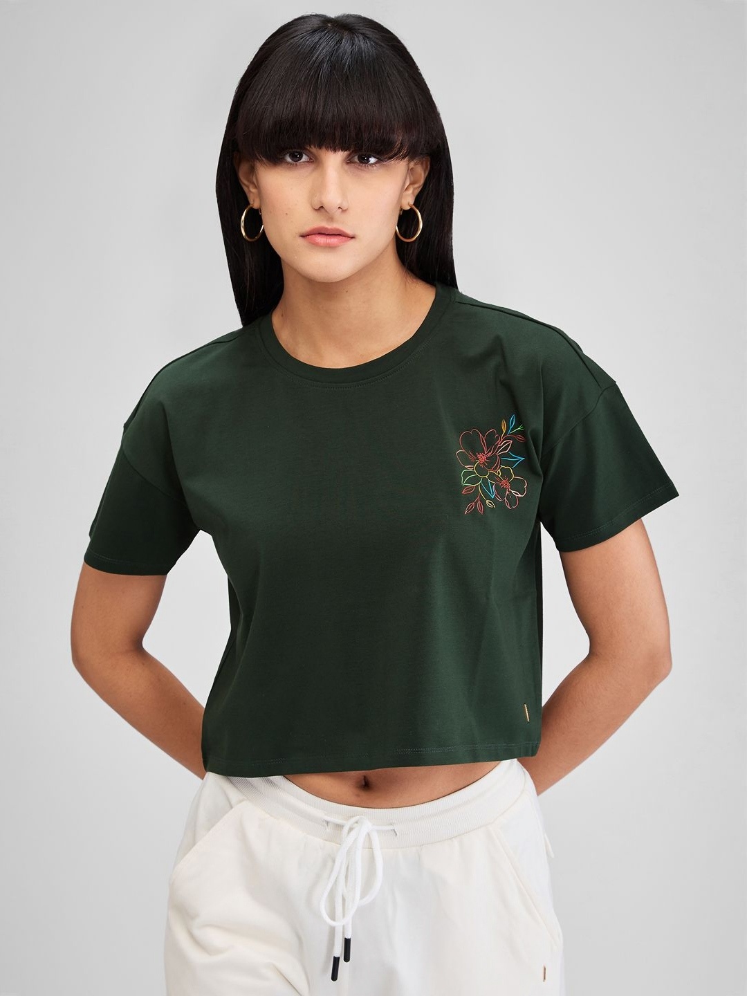 

SPYKAR Women Applique Boxy T-shirt, Green