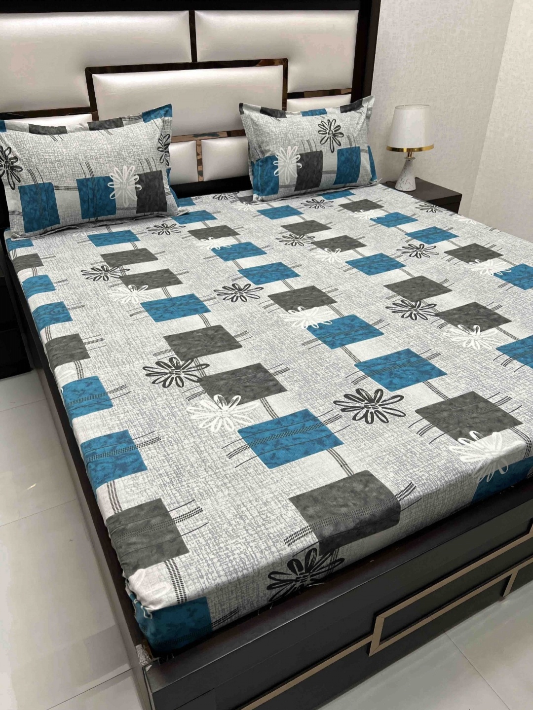

Pure Decor Passion White Floral 260 TC Pure Cotton Queen Bedsheet With 2 Pillow Covers