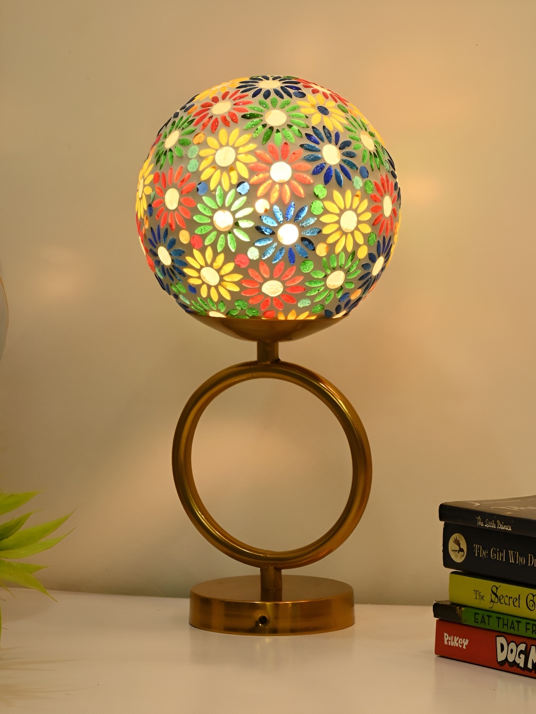 

Afast White & Blue Textured Spherical Glass Table Lamp With Adjustable Cord