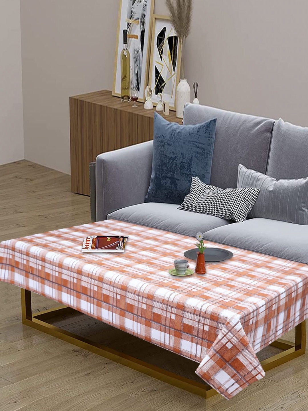 

LooMantha Brown & White Geometric Printed Waterproof 4-Seater Table Cover