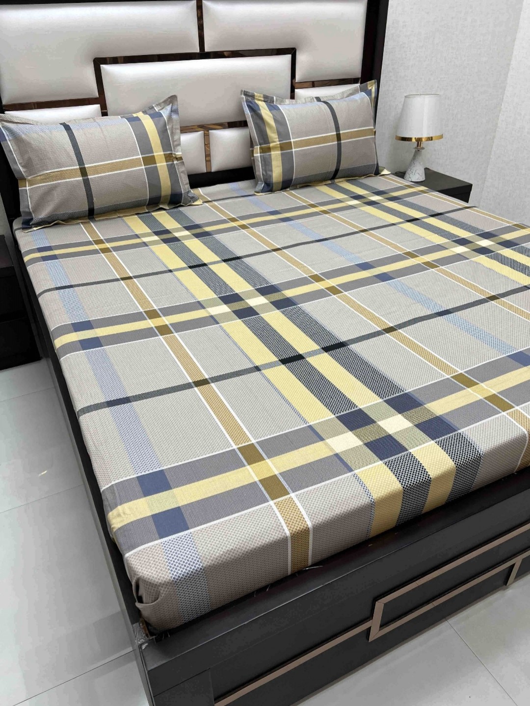 

Pure Decor Cotton Queen Size Double Bed Bedsheet With 2 Pillow Covers 2.28m X 2.54m, Grey