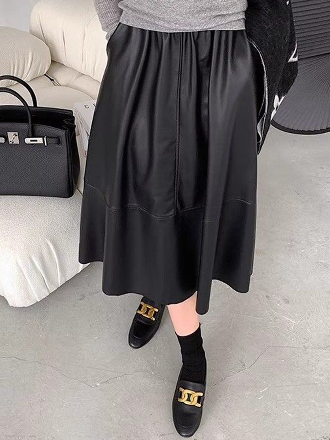 

StyleCast Women Solid Flared Midi Skirts, Black