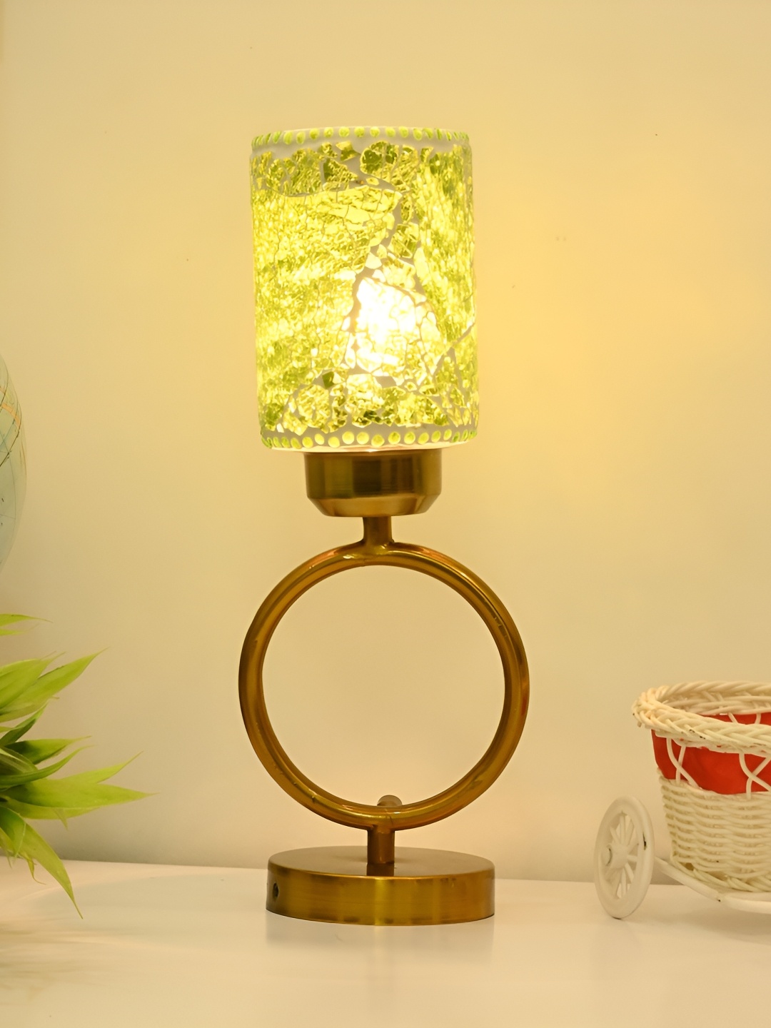 

Afast Green & White Textured Traditional Cylindrical Glass Table Lamp With Adjustable Cord