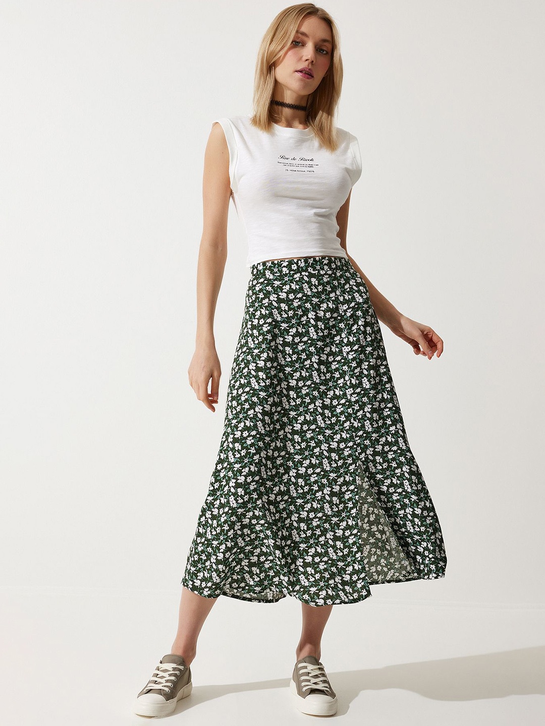 

Happiness istanbul Floral Printed Midi Straight Flared Skirts, Green