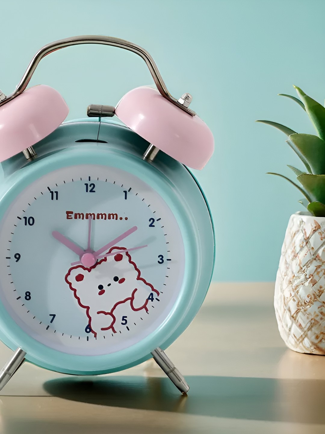 

The Better Home Green & Pink Analogue Contemporary Table Alarm Clock
