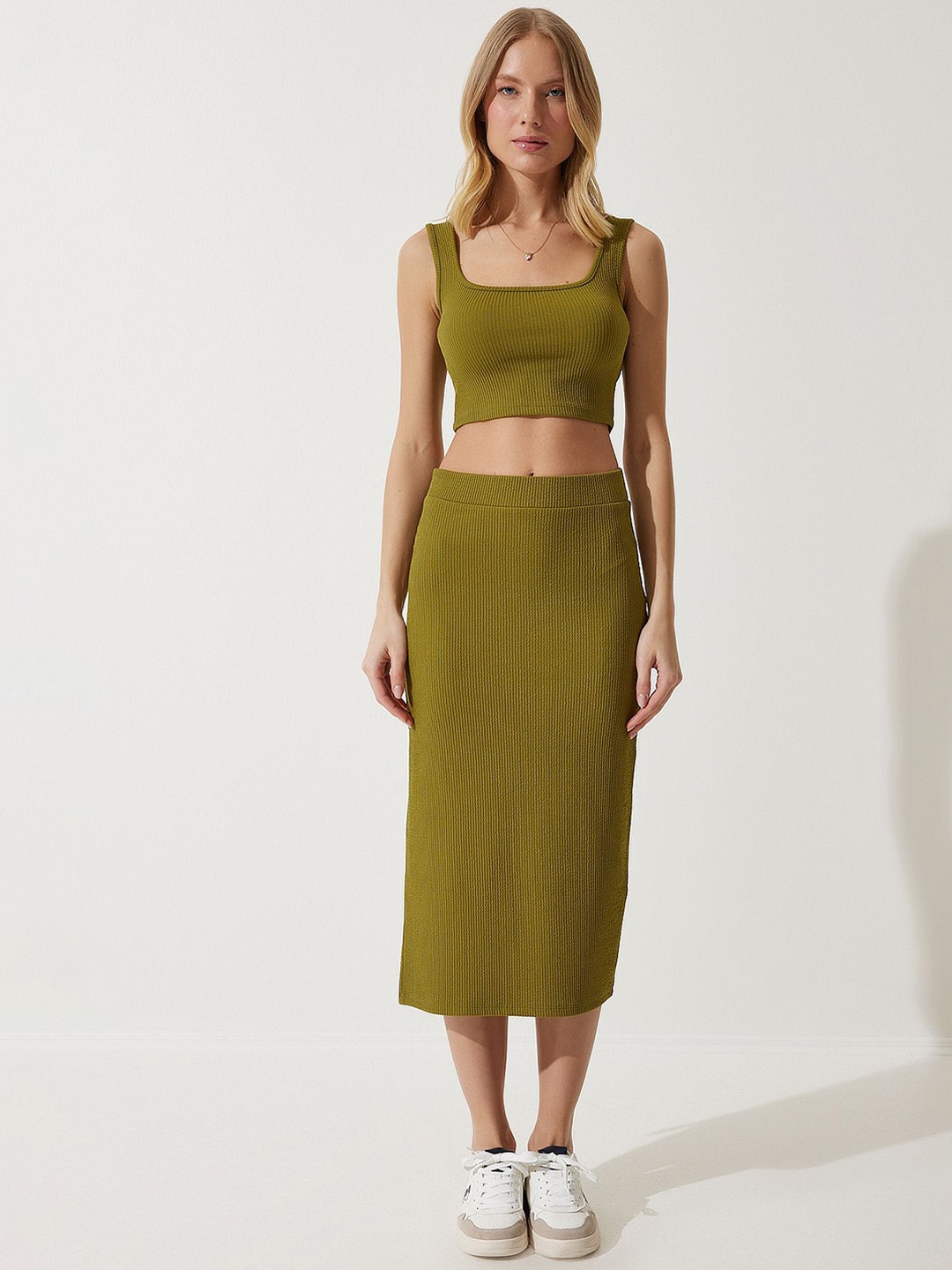 

Happiness istanbul Striped Crop Top With Skirt, Olive