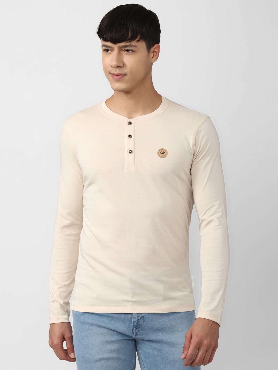 

Peter England Men Slim Fit T-shirt, Cream