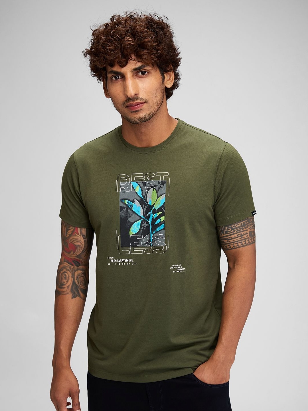 

SPYKAR Men Typography Pockets Slim Fit T-shirt, Green