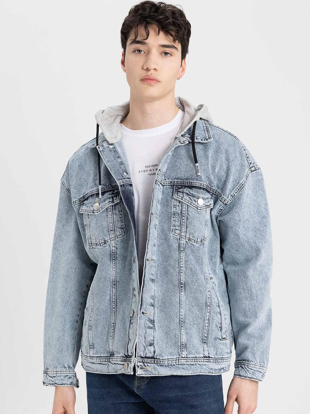 

DeFacto Men Washed Crop Denim Jacket, Na