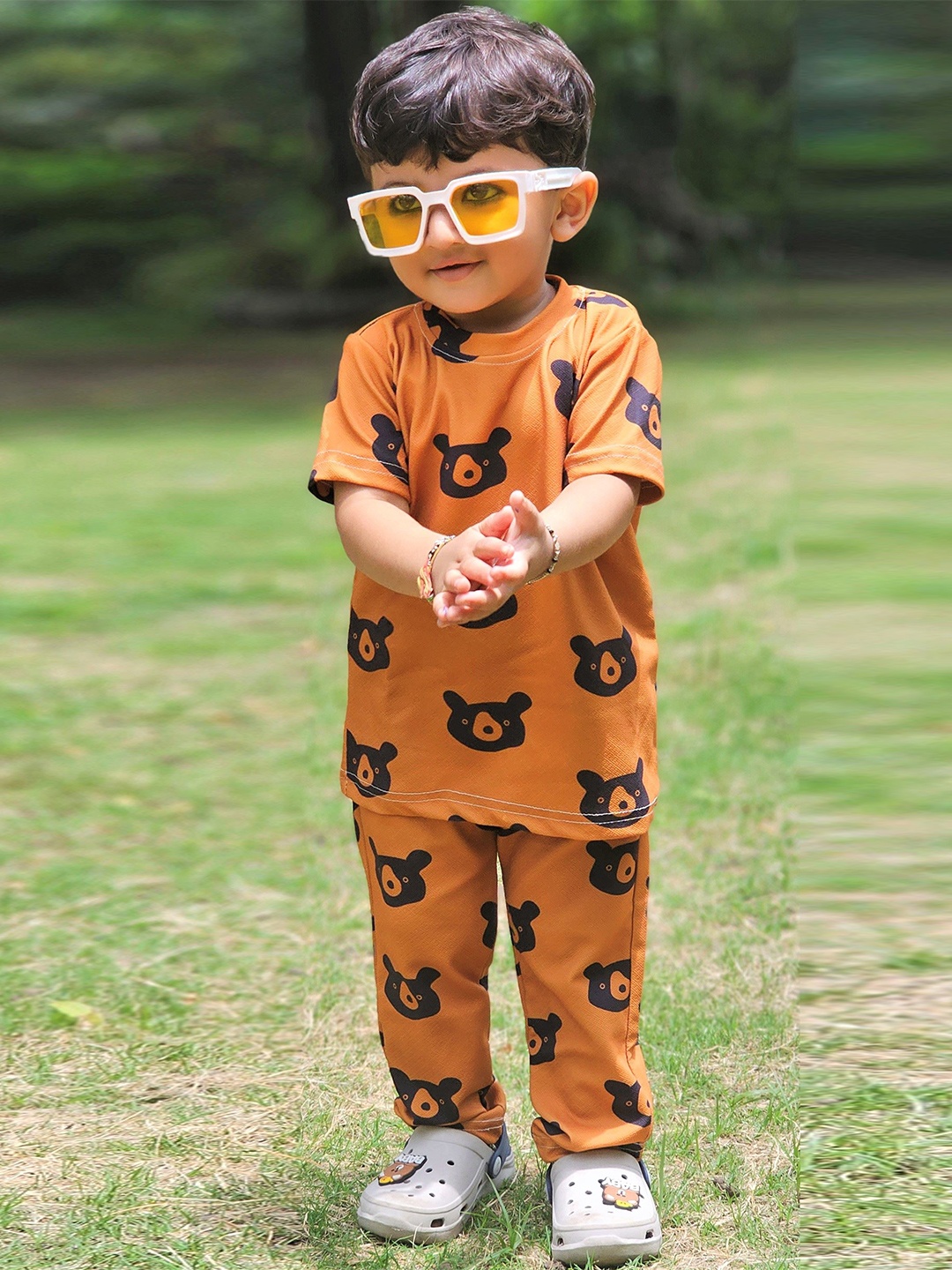 

Emblica Unisex Kids Printed T-shirt with Trousers, Orange