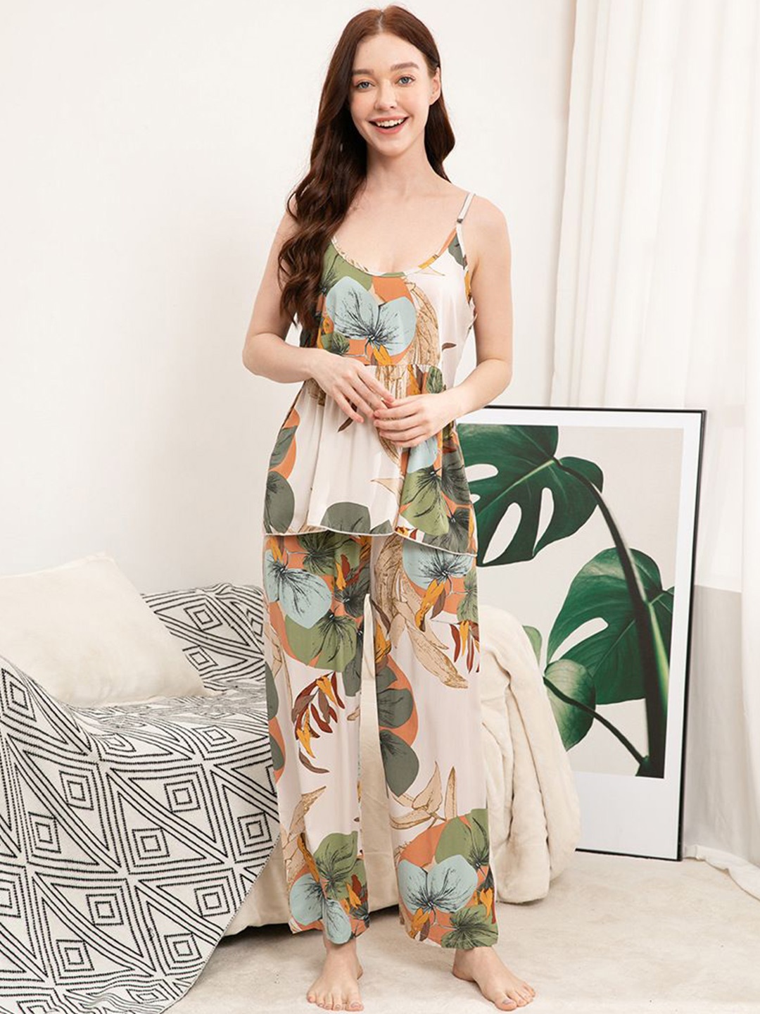 

StyleCast Printed Night suit, Off white