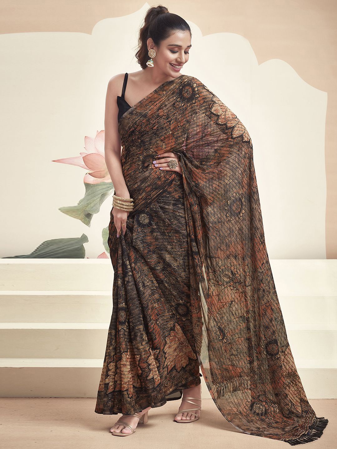 

Mitera Pure Georgette Saree, Brown