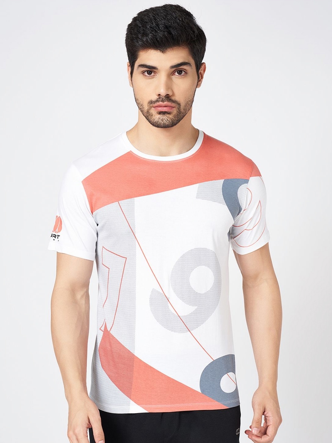

Ajile by Pantaloons Men Printed Applique Slim Fit T-shirt, White